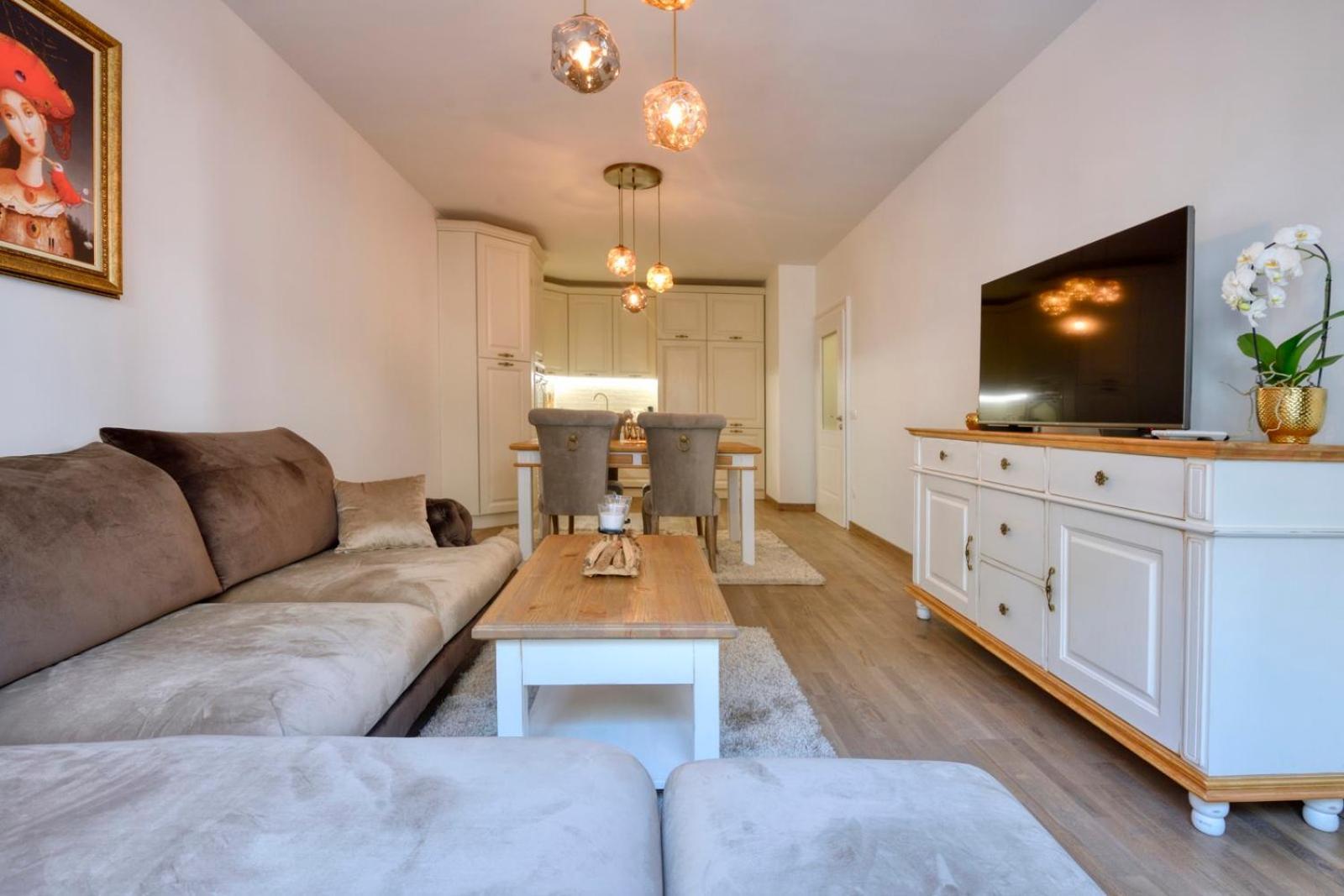 Apartment Grand Karavel Centre Varna Eksteriør bilde